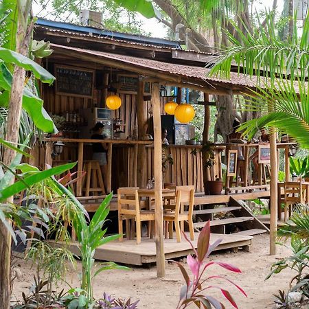 Casa Del Mar Surf Destiny Hostel Playa Santa Teresa  Екстериор снимка